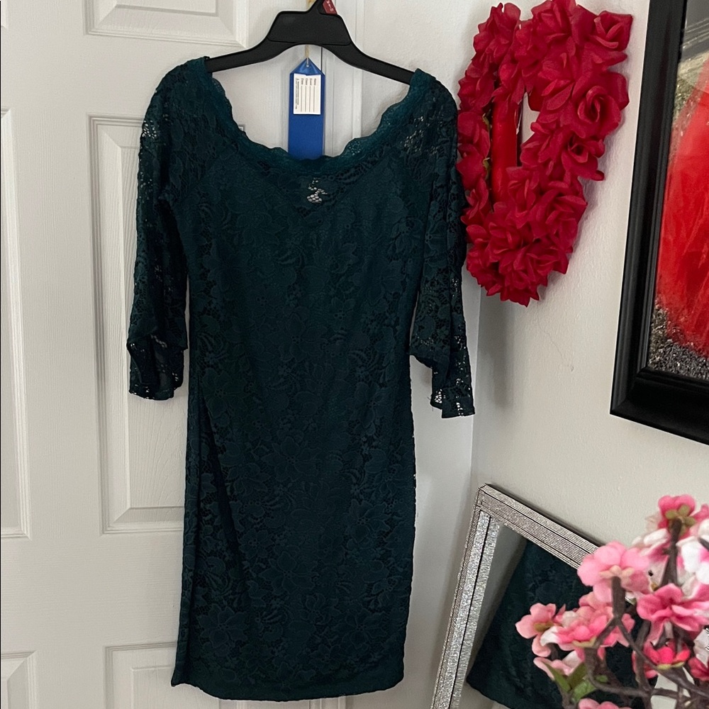 Vestido seminuevo bellísimo color verde oscuro